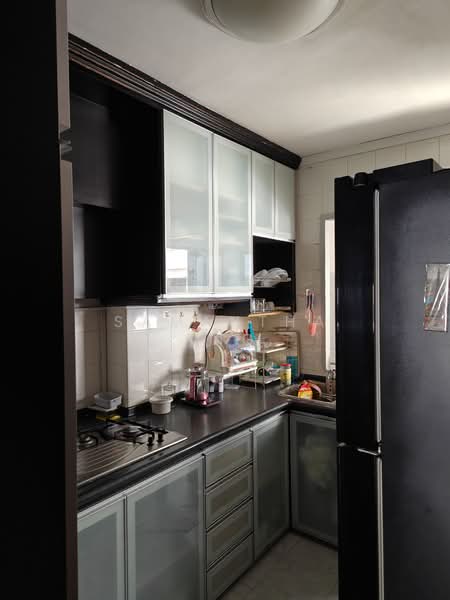 633 Woodlands Ring Road, 633 Woodlands Ring Road, 3 Bedrooms, 1,302 sqft, HDB Flat For Sale, by Samantha Ang, 500125423 - Kitchen - PropertyGuru.com.sg