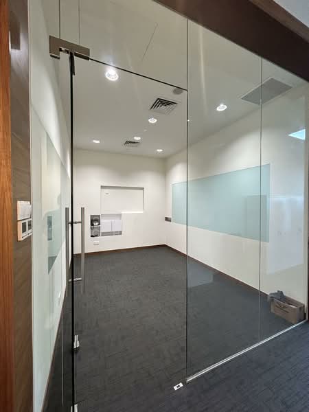 SBF Center, 160 Robinson Road, 753 sqft, Office For Sale, by Charlie Charlie, 500125430 - Interior - CommercialGuru.com.sg