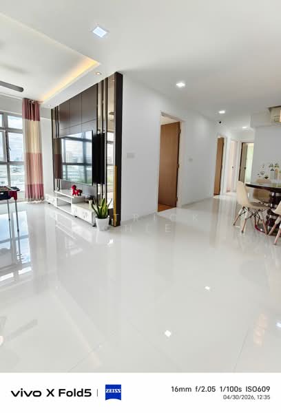 216D Compassvale Drive, 216D Compassvale Drive, 3 Bedrooms, 1,205 sqft, HDB Flat For Sale, by Patrick Chee, 500125436 - Living Room - PropertyGuru.com.sg
