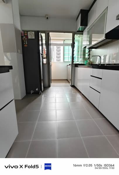 216D Compassvale Drive, 216D Compassvale Drive, 3 Bedrooms, 1,205 sqft, HDB Flat For Sale, by Patrick Chee, 500125436 - Kitchen - PropertyGuru.com.sg