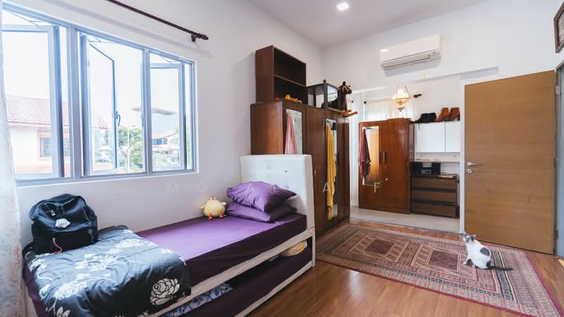 Peakview Estate, , 6 Bedrooms, 3,800 sqft, Semi-Detached House For Sale, by Mo Alkaff, 500125438 - Junior Master 2 - PropertyGuru.com.sg