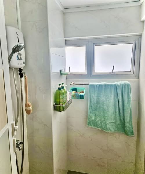 1 Lorong 7 Toa Payoh, 1 Lorong 7 Toa Payoh, Room Rental, 100 sqft, HDB Flat For Rent, by Silvia Yang, 500125439 - PropertyGuru.com.sg