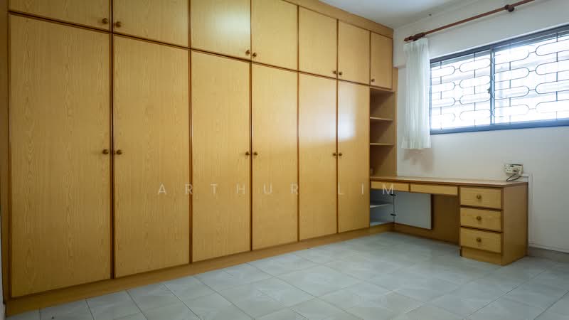 108 Tampines Street 11, 108 Tampines Street 11, 2 Bedrooms, 840 sqft, HDB Flat For Sale, by Arthur Lim, 500125441 - COMMON BEDROOM - PropertyGuru.com.sg