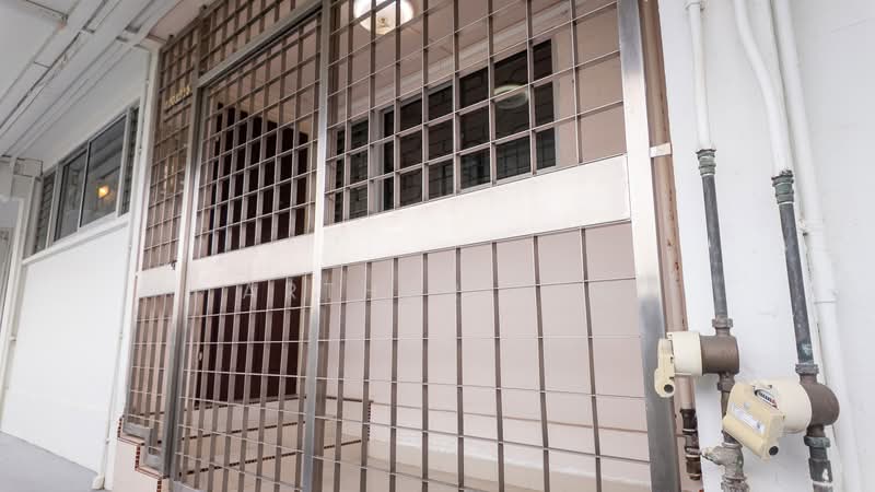 108 Tampines Street 11, 108 Tampines Street 11, 2 Bedrooms, 840 sqft, HDB Flat For Sale, by Arthur Lim, 500125441 - MAIN GATE - PropertyGuru.com.sg