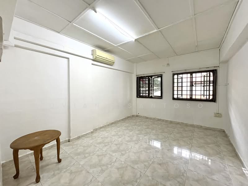 349 Jurong East Avenue 1, 349 Jurong East Avenue 1, 3 Bedrooms, 936 sqft, HDB Flat For Sale, by Noviana Santoso, 500125460 - Interior - PropertyGuru.com.sg