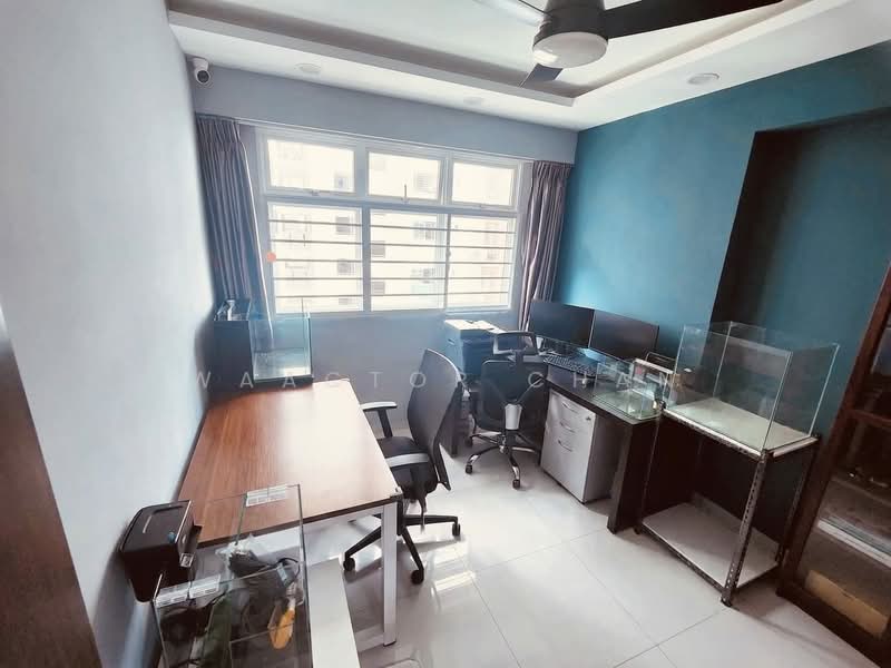 453A Bukit Batok West Avenue 6, 453A Bukit Batok West Avenue 6, 3 Bedrooms, 1,001 sqft, HDB Flat For Sale, by Waactor Chan, 500125468 - Study - PropertyGuru.com.sg