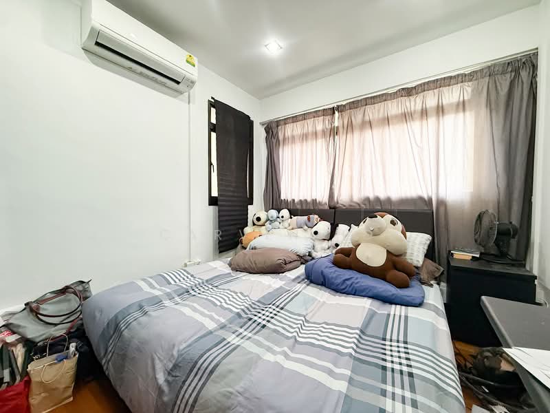 59 Strathmore Avenue, 59 Strathmore Avenue, 3 Bedrooms, 1,184 sqft, HDB Flat For Rent, by Carven HO, 500125475 - Bedroom - PropertyGuru.com.sg
