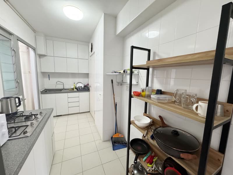 312B Clementi Avenue 4, 312B Clementi Avenue 4, 2 Bedrooms, 743 sqft, HDB Flat For Rent, by Loo Jia Bin (Jo), 500125484 - Kitchen - PropertyGuru.com.sg