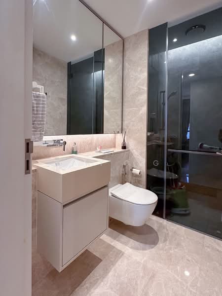 Amber Park, 18 Amber Gardens, 2 Bedrooms, 700 sqft, Condominium For Rent, by Gary Ong, 500125486 - Common Bath - PropertyGuru.com.sg