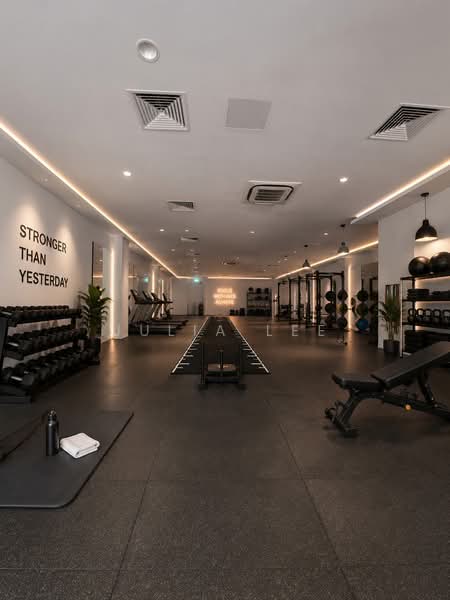 Burlington Square, 175 Bencoolen Street, 2,562 sqft, Other Retail For Rent, by Julia Lee, 500125490 - Gym - CommercialGuru.com.sg