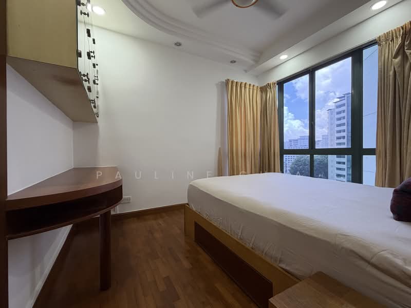 Palm Gardens, 2A Hong San Walk, 4 Bedrooms, 1,346 sqft, Condominium For Rent, by Pauline Chia, 500125498 - Bedroom - PropertyGuru.com.sg