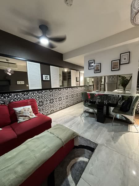 Lake Grande, 2 Jurong Lake Link, 2 Bedrooms, 743 sqft, Condominium For Rent, by Samuel Han, 500125500 - Living Room - PropertyGuru.com.sg