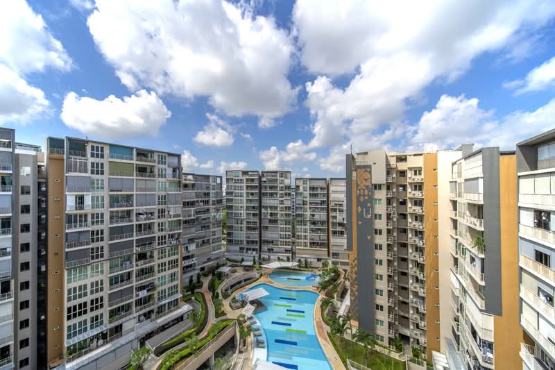 Watercolours, 33 Pasir Ris Link, 3 Bedrooms, 1,141 sqft, Executive Condominium For Sale, by Shimin Chua, 500125508 - Exterior - PropertyGuru.com.sg