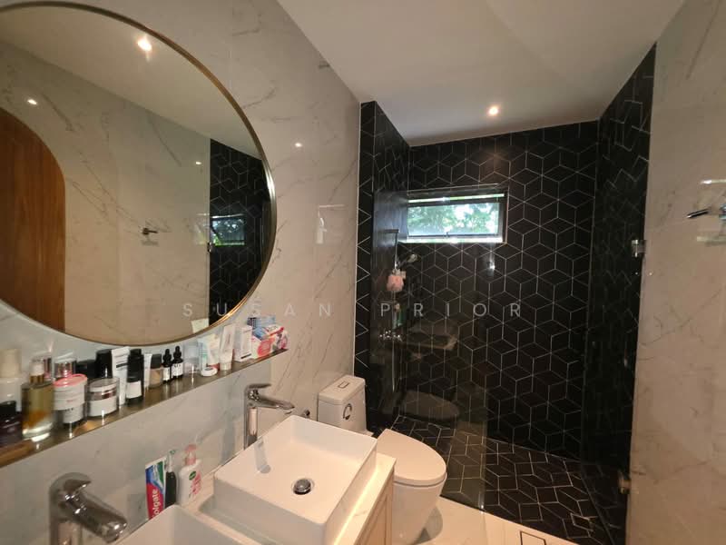 Best Kitchen Clementi Park, , 3 Bedrooms, 1,790 sqft, Condominium For Rent, by Susan Prior, 500125516 - Bathroom - PropertyGuru.com.sg