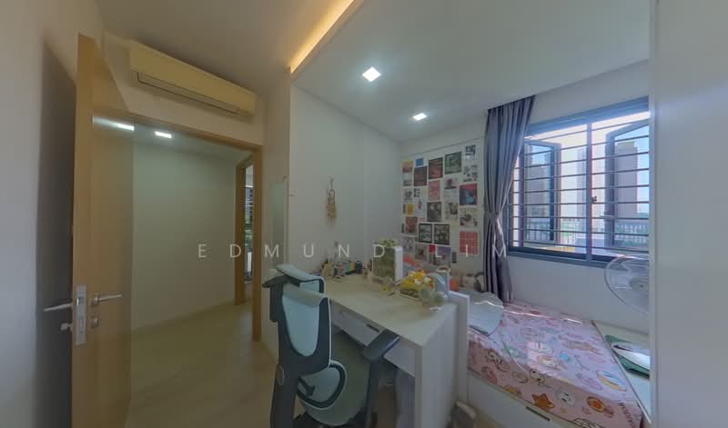 River Isles, 58 Edgedale Plains, 3 Bedrooms, 947 sqft, Condominium For Sale, by Edmund Lim, 500125519 - Bedroom - PropertyGuru.com.sg