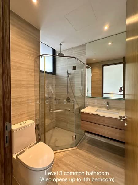 Alana, Sunrise Terrace, 4 Bedrooms, 3,122 sqft, Terraced House For Sale, by Rachel Yeo, 500125525 - Bathroom - PropertyGuru.com.sg