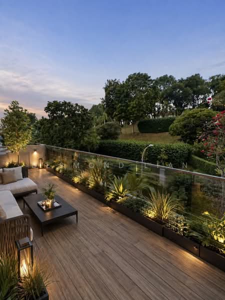 Rare Detached Beautiful Number with Basement and Pool, Trevose Crescent | Tudor Close | Kheam Hock Road | Berrima Road | Dalvey Estate | Merryn road, 6 Bedrooms, 13,000 sqft, Detached House For Sale, by Desmond Lian, 500125528 - Balcony - PropertyGuru.com.sg