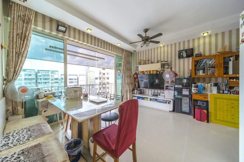 Watercolours, 25 Pasir Ris Link, 3 Bedrooms, 1,141 sqft, Executive Condominium For Sale, by Jaclyn Chua, 500125530 - Living Room - PropertyGuru.com.sg