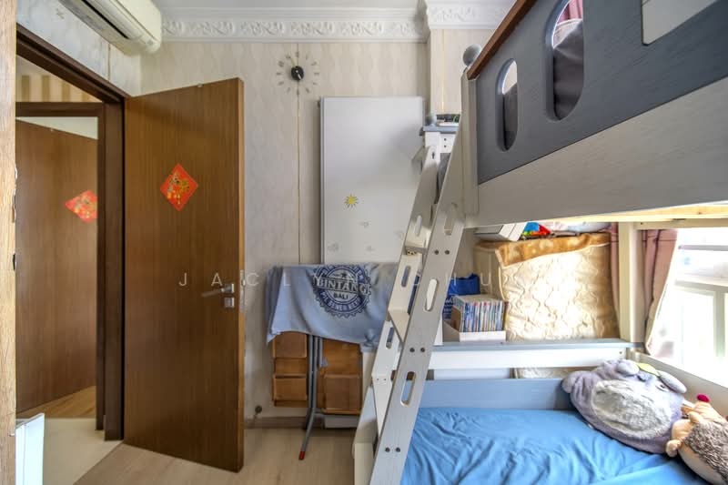 Watercolours, 25 Pasir Ris Link, 3 Bedrooms, 1,141 sqft, Executive Condominium For Sale, by Jaclyn Chua, 500125530 - Bedroom - PropertyGuru.com.sg