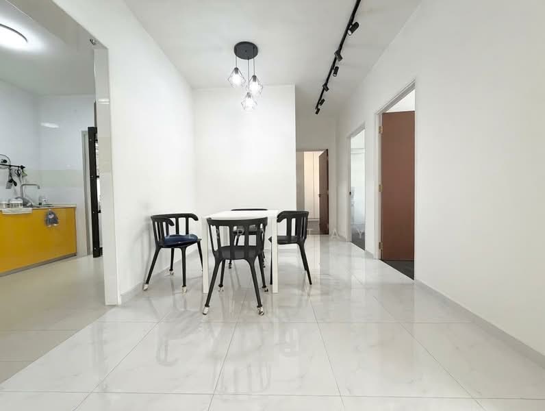 104B Canberra Street, 104B Canberra Street, 3 Bedrooms, 1,001 sqft, HDB Flat For Sale, by Jerry Tay, 500125533 - Interior - PropertyGuru.com.sg