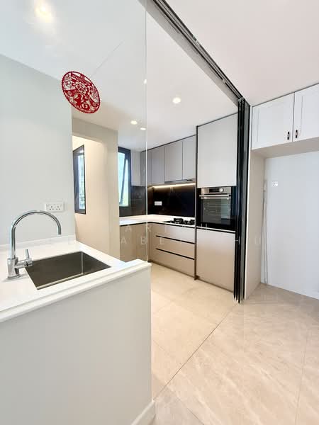 Sengkang Grand Residences, 78 Compassvale Bow, 3 Bedrooms, 1,033 sqft, Condominium For Sale, by Mariah Elizabeth Hu, 500125539 - Kitchen - PropertyGuru.com.sg