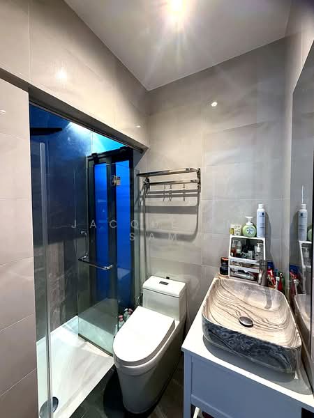 Harbour Suites @ Kampong Bahru, 522 KAMPONG BAHRU ROAD, 3 Bedrooms, 1,098 sqft, Condominium For Sale, by Jacquelyn Sam, 500125542 - Bathroom - PropertyGuru.com.sg