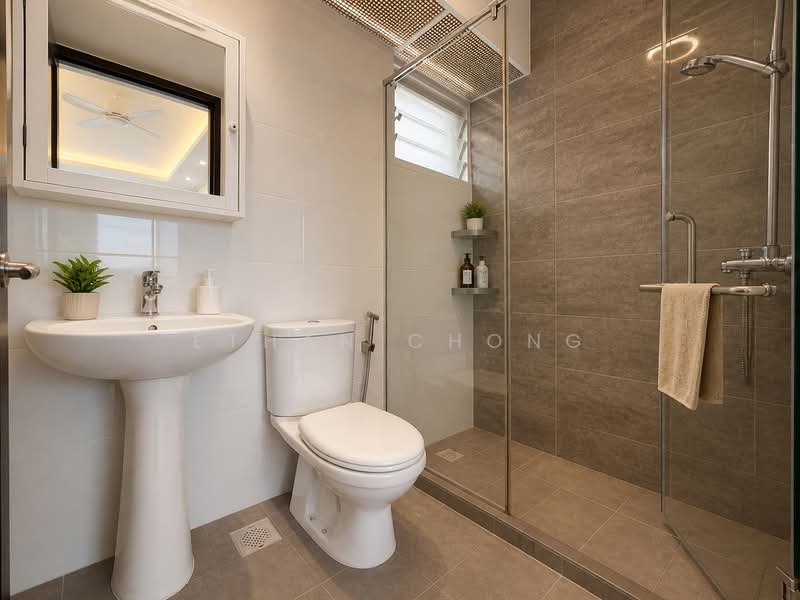 420 Clementi Avenue 1, 420 Clementi Avenue 1, 2 Bedrooms, 797 sqft, HDB Flat For Sale, by Ethan Chong, 500125545 - Bathroom - PropertyGuru.com.sg