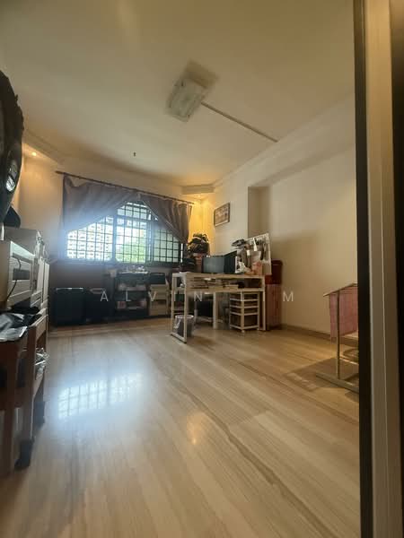285A Toh Guan Road, 285A Toh Guan Road, 4 Bedrooms, 1,550 sqft, HDB Flat For Sale, by Alvin Lim, 500125553 - Study - PropertyGuru.com.sg