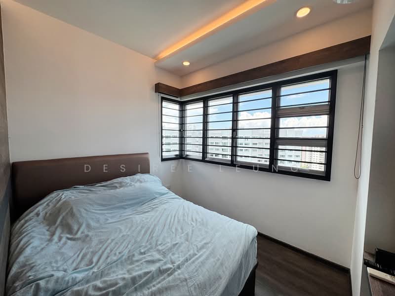 473A Upper Serangoon Crescent, 473A Upper Serangoon Crescent, 4 Bedrooms, 1,216 sqft, HDB Flat For Sale, by Desiree Leung, 500125556 - Master bedroom - PropertyGuru.com.sg