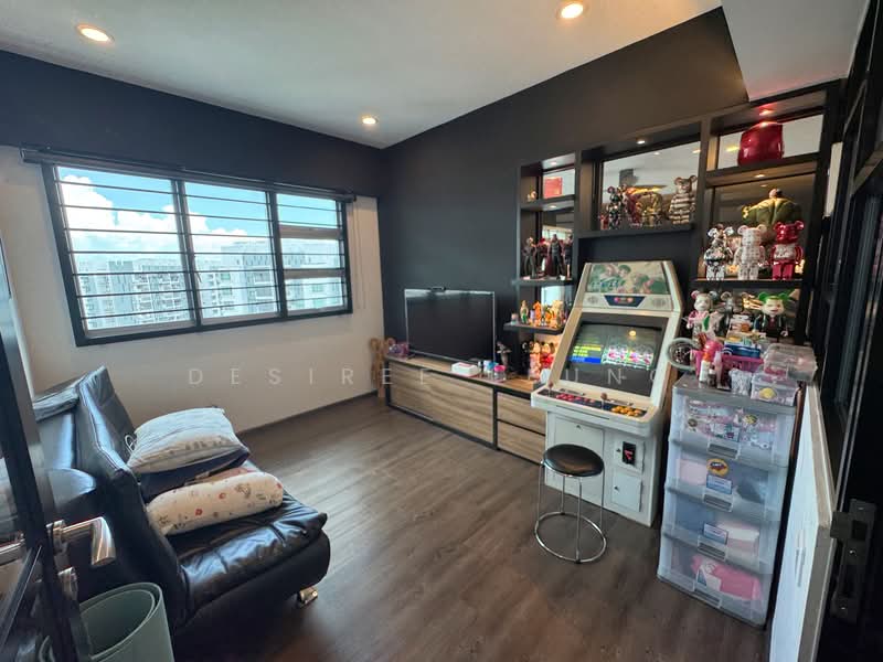 473A Upper Serangoon Crescent, 473A Upper Serangoon Crescent, 4 Bedrooms, 1,216 sqft, HDB Flat For Sale, by Desiree Leung, 500125556 - Common room 1 - PropertyGuru.com.sg