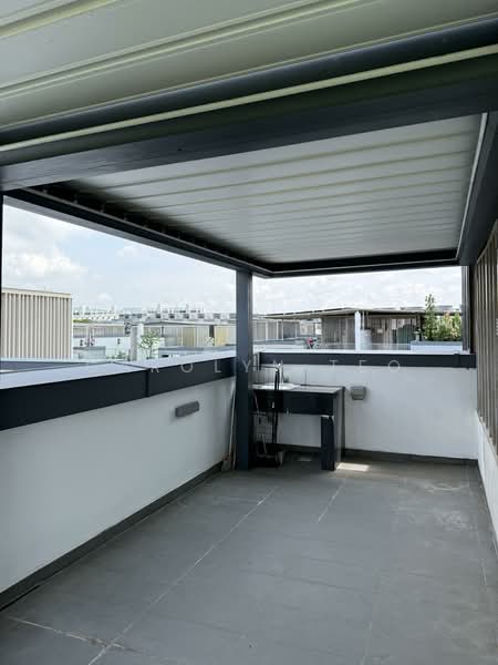 Belgravia Villas, 200 Ang Mo Kio Avenue 5, 5 Bedrooms, 3,961 sqft, Cluster House For Sale, by Carolyn Teo, 500125557 - Balcony - PropertyGuru.com.sg
