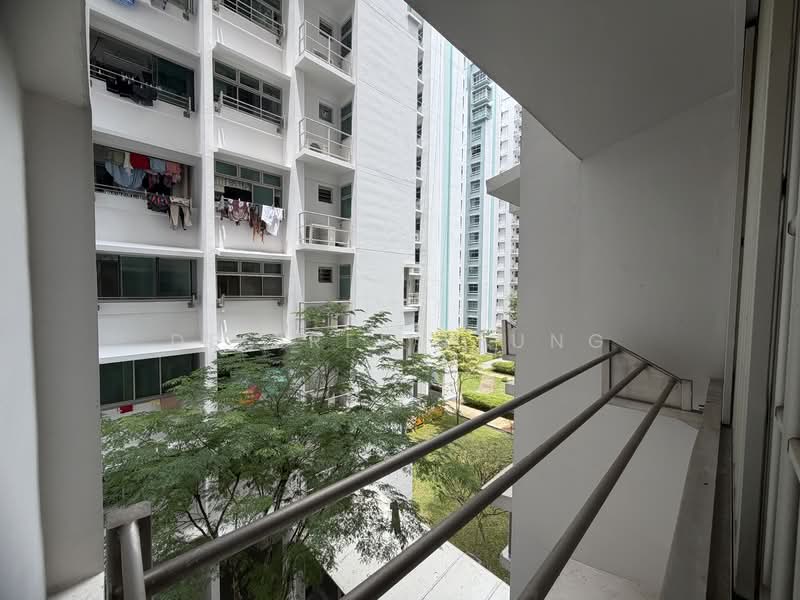 601D Punggol Central, 601D Punggol Central, 2 Bedrooms, 753 sqft, HDB Flat For Sale, by Desiree Leung, 500125564 - Balcony  - PropertyGuru.com.sg