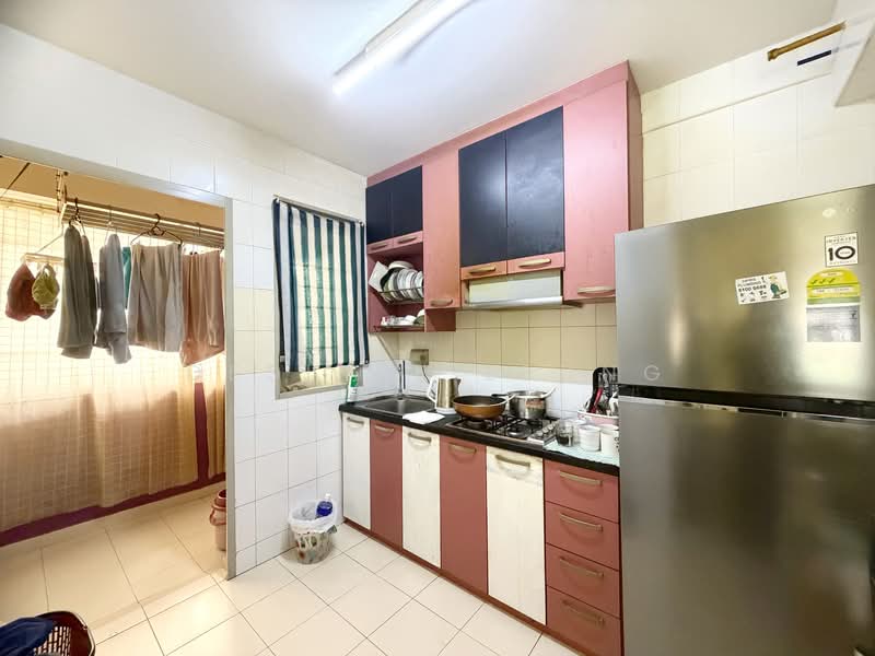 601D Punggol Central, 601D Punggol Central, 2 Bedrooms, 753 sqft, HDB Flat For Sale, by Desiree Leung, 500125564 - Kitchen - PropertyGuru.com.sg