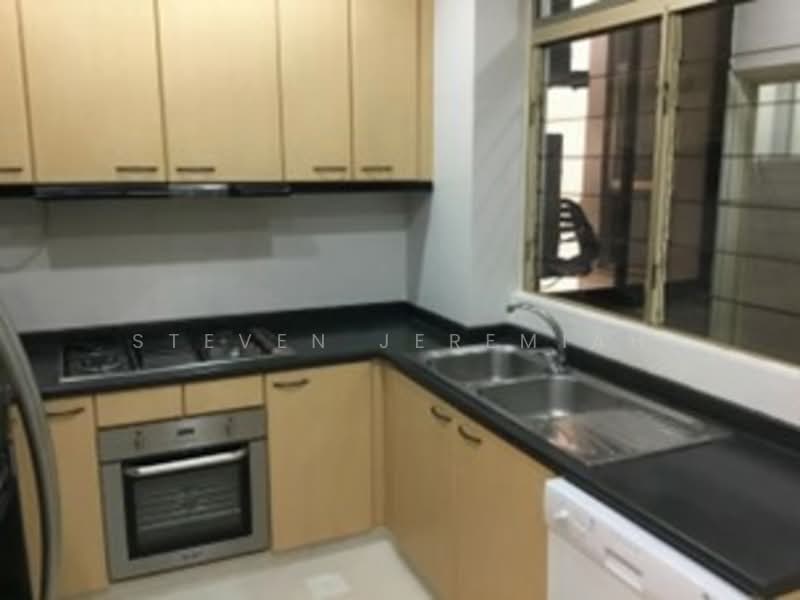 Leonie Condotel, 2 Leonie Hill Road, 4 Bedrooms, 2,722 sqft, Condominium For Rent, by Steven Jeremiah, 500125568 - Kitchen - PropertyGuru.com.sg