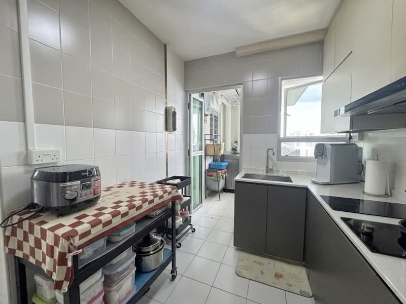 38D Bendemeer Road, 38D Bendemeer Road, 3 Bedrooms, 958 sqft, HDB Flat For Sale, by Desiree Leung, 500125572 - Kitchen - PropertyGuru.com.sg