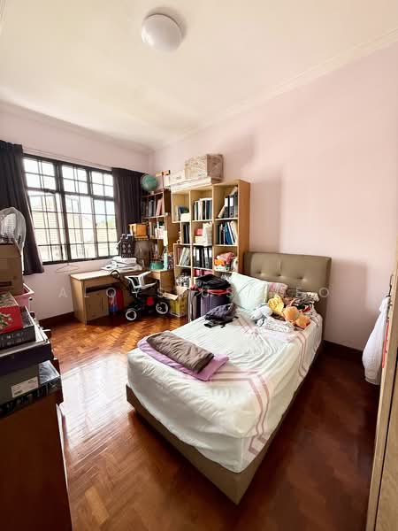 Limau Park, 22 Jalan Limau Bali, 3 Bedrooms, 1,270 sqft, Condominium For Sale, by Aloysius Neo, 500125581 - Bedroom - PropertyGuru.com.sg