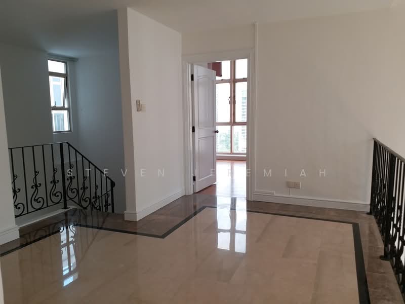 Leonie Condotel, 2 Leonie Hill Road, 4 Bedrooms, 2,980 sqft, Condominium For Rent, by Steven Jeremiah, 500125592 - Upper Loft - PropertyGuru.com.sg