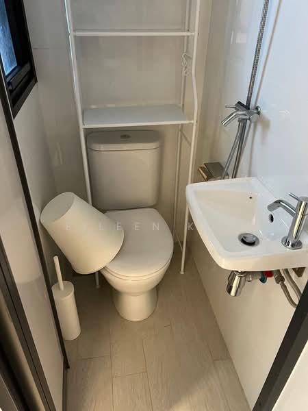 The Clement Canopy, 18 Clementi Avenue 1, 3 Bedrooms, 1,109 sqft, Condominium For Rent, by Eileen Koh, 500125594 - Bathroom - PropertyGuru.com.sg