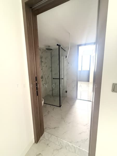 Sceneca Residence, Tanah Merah Kechil Link, 1 Bedroom, 538 sqft, Condominium For Rent, by Terence Tang, 500125600 - Bathroom - PropertyGuru.com.sg