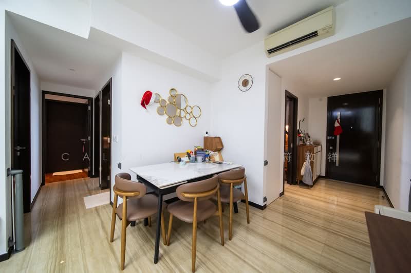Sims Urban Oasis, 2 Sims Drive, 3 Bedrooms, 1,001 sqft, Condominium For Sale, by Calvin Foo  符致祥, 500125602 - Corridor - PropertyGuru.com.sg