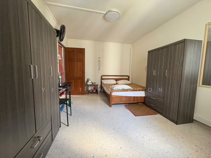 160 Woodlands Street 13, 160 Woodlands Street 13, 3 Bedrooms, 1,109 sqft, HDB Flat For Sale, by Yeo Tong Boon, 500125606 - Bedroom - PropertyGuru.com.sg