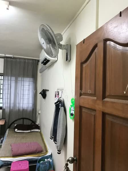 160 Woodlands Street 13, 160 Woodlands Street 13, 3 Bedrooms, 1,109 sqft, HDB Flat For Sale, by Yeo Tong Boon, 500125606 - Bedroom - PropertyGuru.com.sg