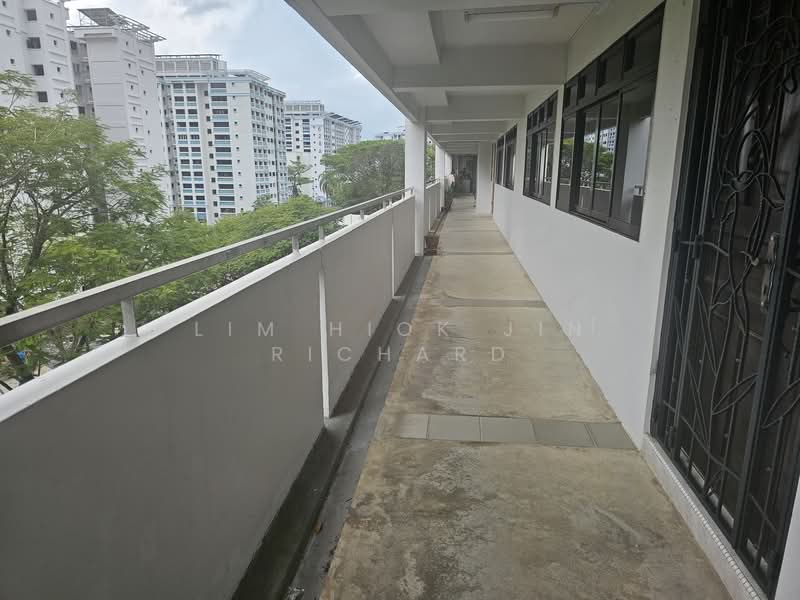 644 Woodlands Ring Road, 644 Woodlands Ring Road, 3 Bedrooms, 1,087 sqft, HDB Flat For Sale, by Lim Hiok Jin Richard, 500125609 - Corridor - PropertyGuru.com.sg