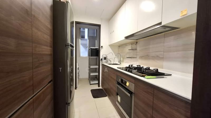 The Brownstone, 150 Canberra Drive, 3 Bedrooms, 915 sqft, Executive Condominium For Sale, by Tricia Tan, 500125626 - Kitchen - PropertyGuru.com.sg