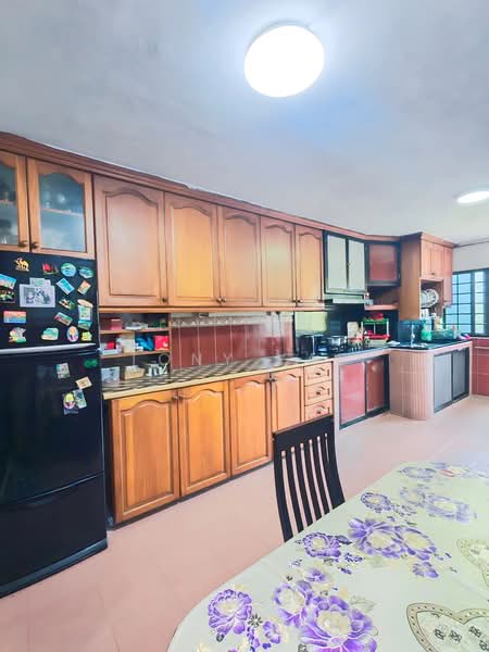 For Sale - 429 Clementi Avenue 3