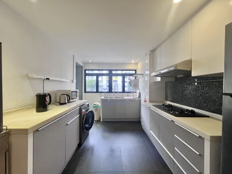 122 Geylang East Central, 122 Geylang East Central, 2 Bedrooms, 980 sqft, HDB Flat For Rent, by Nate Lim, 500125654 - Kitchen - PropertyGuru.com.sg