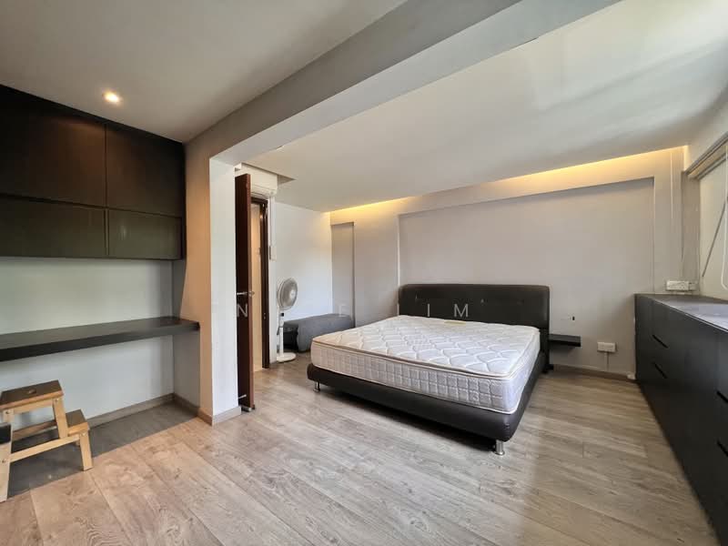 122 Geylang East Central, 122 Geylang East Central, 2 Bedrooms, 980 sqft, HDB Flat For Rent, by Nate Lim, 500125654 - Bedroom - PropertyGuru.com.sg