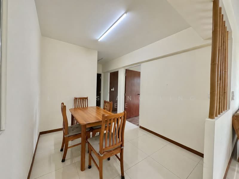513D Yishun Street 51, 513D Yishun Street 51, 3 Bedrooms, 1,216 sqft, HDB Flat For Sale, by Elise Siang Ling Lee, 500125655 - Dining Room - PropertyGuru.com.sg