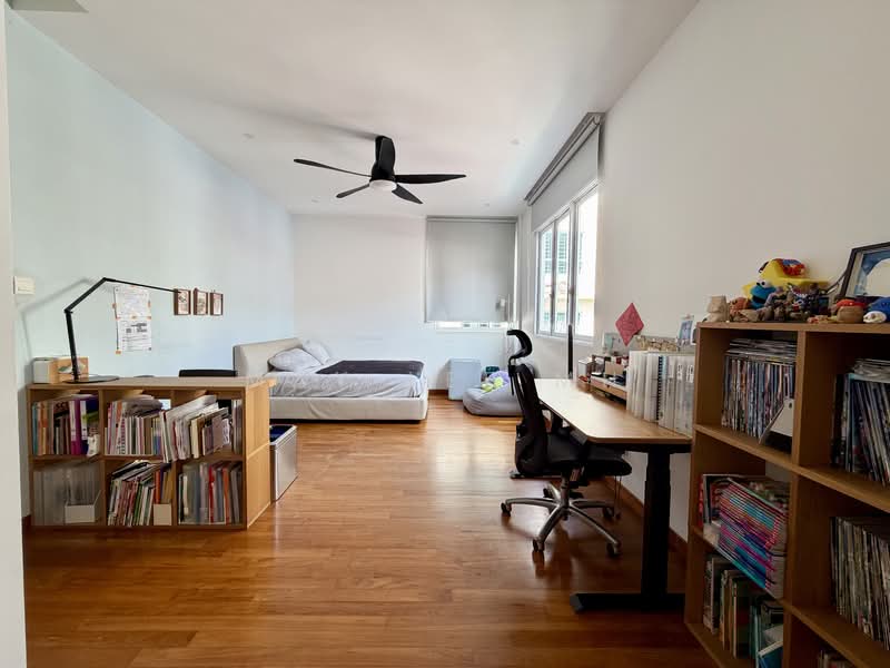 Feeehold Joo Chiat Corner Terrace, Langsat Road, 6 Bedrooms, 4,050 sqft, Corner Terrace For Sale, by May Lee MH, 500125657 - Bedroom - PropertyGuru.com.sg