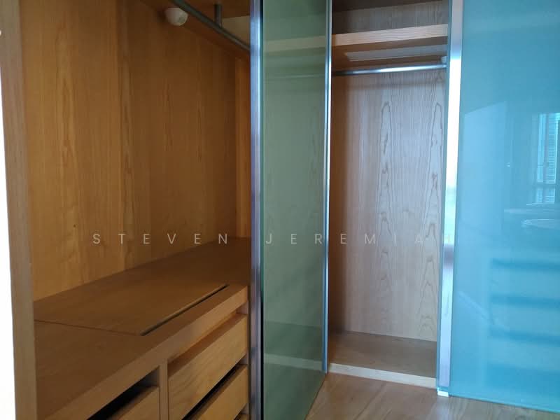 Orchard Scotts, 11 Anthony Road, 3 Bedrooms, 2,497 sqft, Condominium For Rent, by Steven Jeremiah, 500125658 - Master Bedroom - PropertyGuru.com.sg